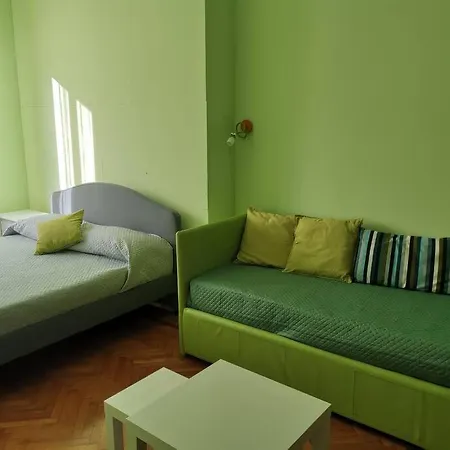 Tra Mare E Centro Apartment *